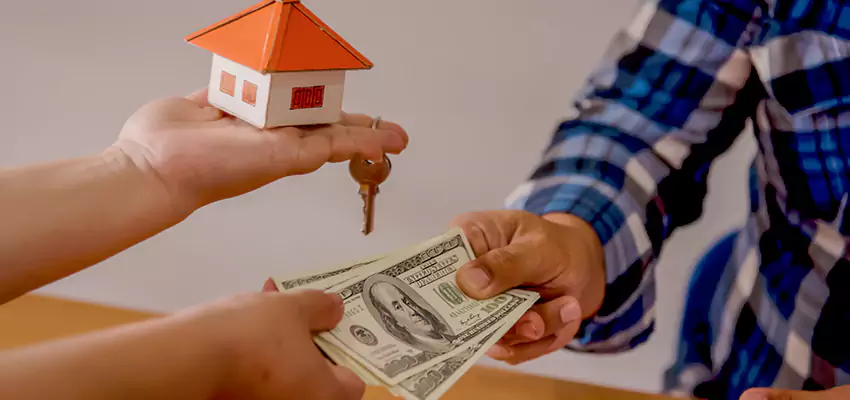 How We Determine Your short sell house Offer in Massapequa Park, NY?