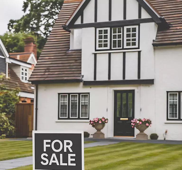 The Top-Rated Buyer to Sell House Off Market in Massapequa Park, NY